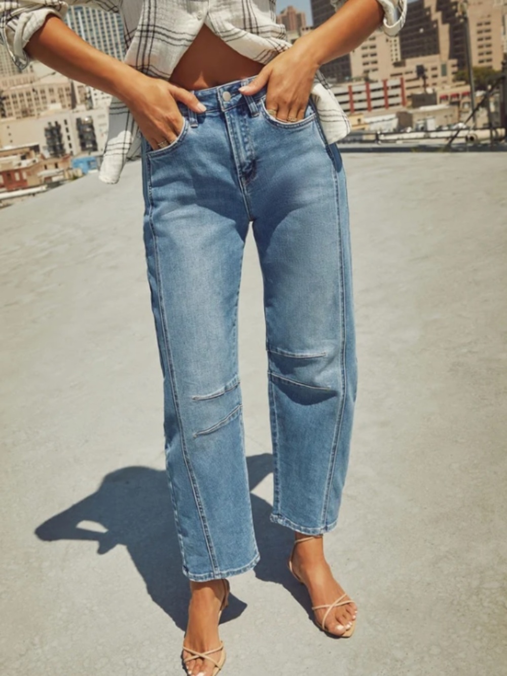 NWT VICI Free Cove Super Stretch High Rise Barrel Jeans - Picture 6 of 6